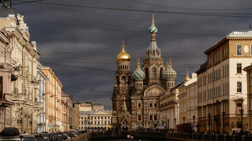В Петербурге отреставрируют фасад Дома просветительных учреждений