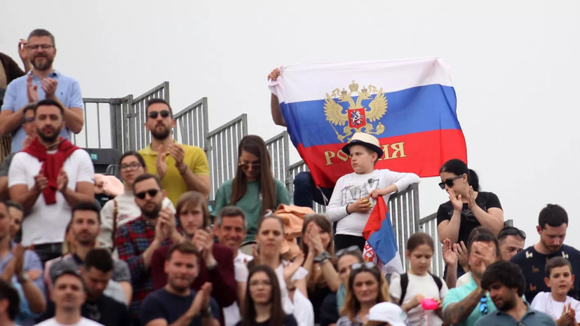Болельщикам запретили посещать матчи ЧМ по хоккею с флагами России и Белоруссии