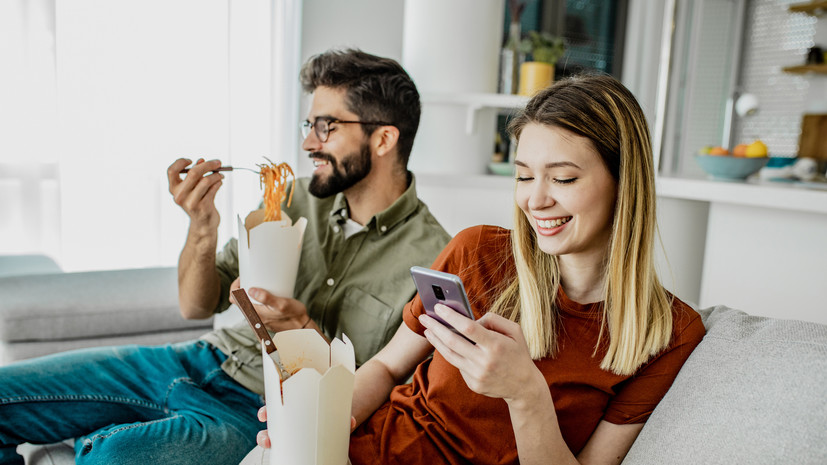 Траты россиян на заказ блюд и продуктов онлайн выросли на 25%
