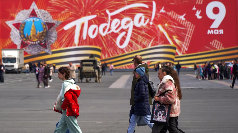 Мэр Салехарда Титовский назвал День Победы символом героизма