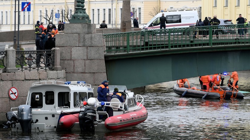 Бастрыкин поручил передать дело утонувшего автобуса в Петербурге в ГСУ СК