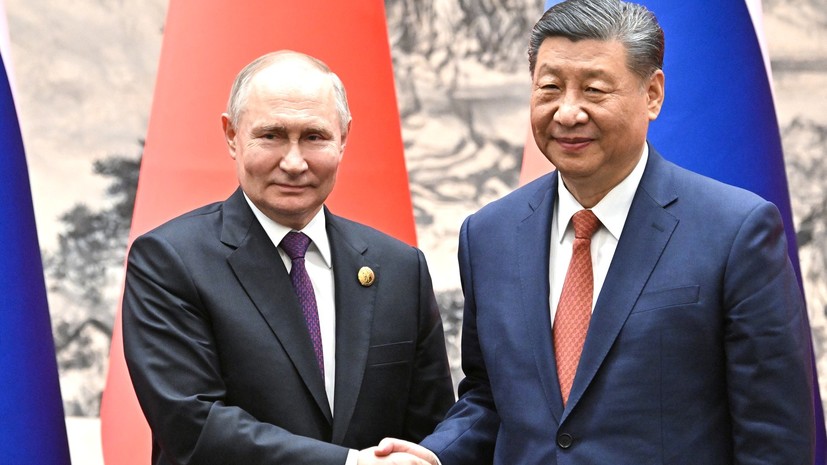 Неформальное общение лидеров России и Китая