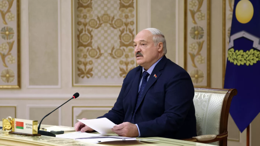 Лукашенко: на Украине достаточно желающих возглавить страну