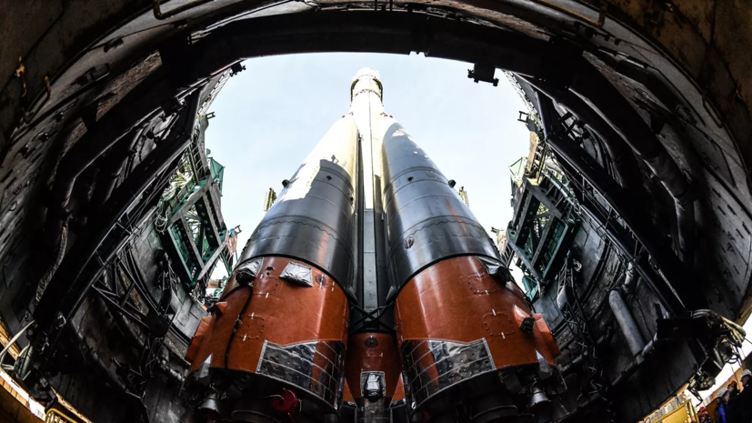Роскосмос: ракета-носитель для «Прогресс МС-27» собрана