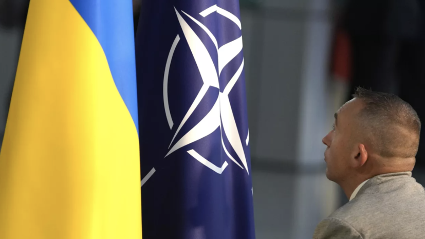 Генсек НАТО: Киев уже может поражать военные объекты в России западным оружием