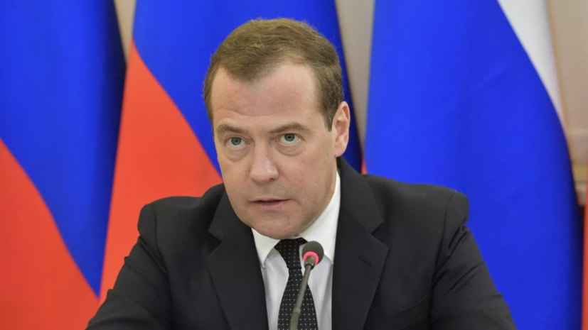 Медведев: Киев получит сокрушительный ответ на удары оружием Запада по России
