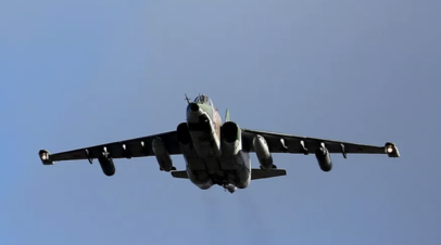 МО: штурмовики Су-25 нанесли удар неуправляемыми авиаракетами по позициям ВСУ