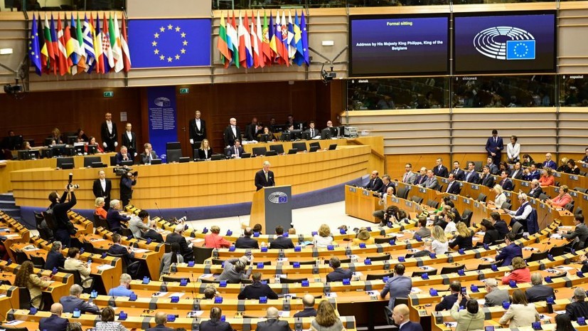 Послы ЕС согласовали начало переговоров о приёме в союз Молдавии и Украины