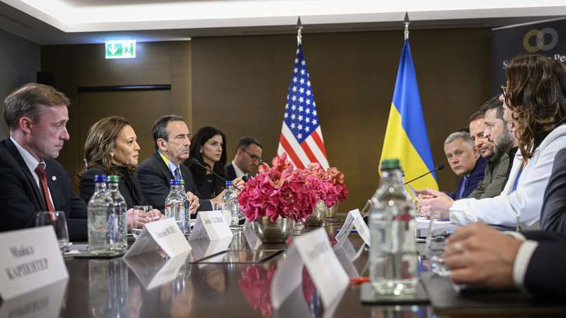 Харрис: США поддерживают Украину для сохранения выгодного миропорядка