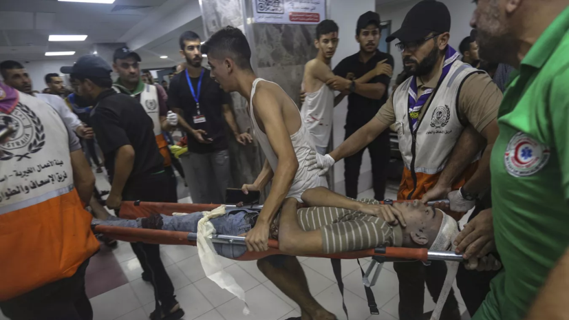 Больница Шухада аль-Акса в Газе перегружена пострадавшими более чем вчетверо