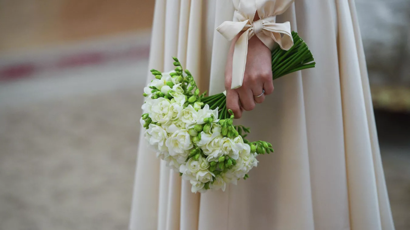 Более 450 пар планируют пожениться в Москве в День семьи, любви и верности
