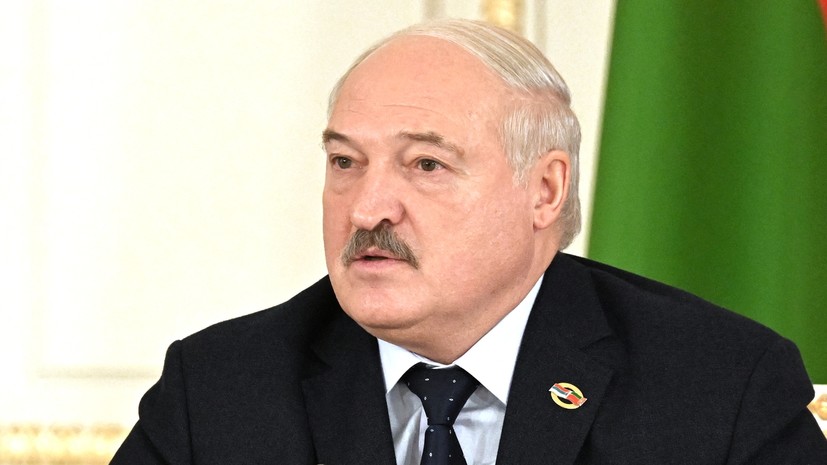 Лукашенко наградил Зюганова орденом Почёта