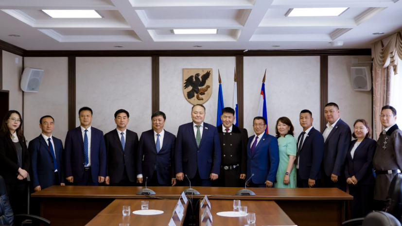 Глава Якутской городской Думы провёл встречу с партнёрами из Китая