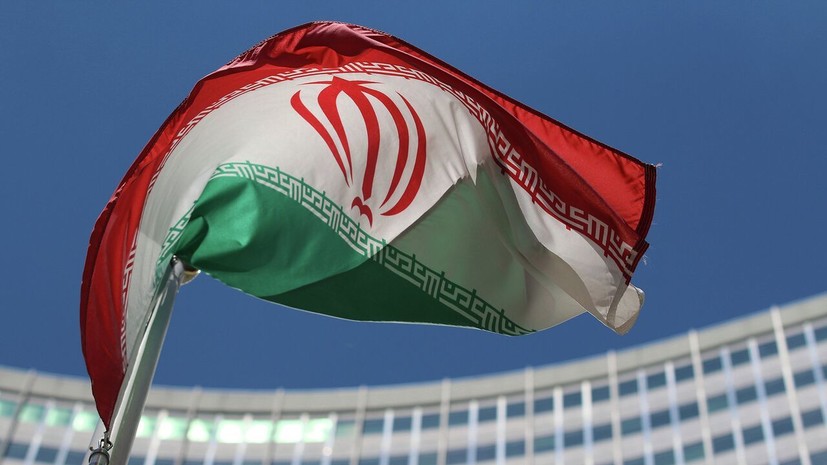 Глава ЦБ Ирана анонсировал использование офшорного риала в расчётах с Россией