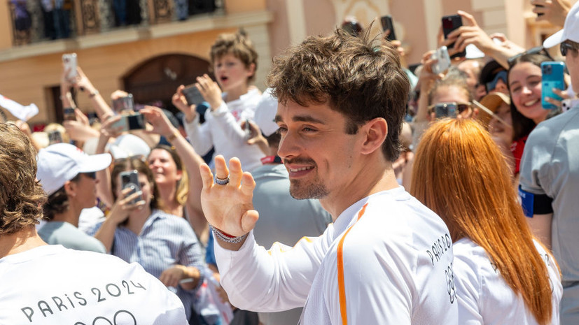 Леклер раскритиковал Сайнса за нарушение командных инструкций во время гонки «Формулы-1»