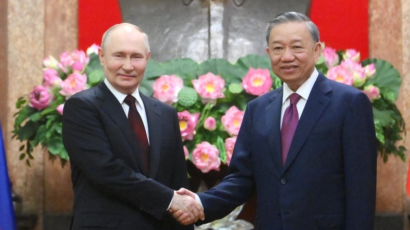 Путин поблагодарил президента Вьетнама за гостеприимство во время визита