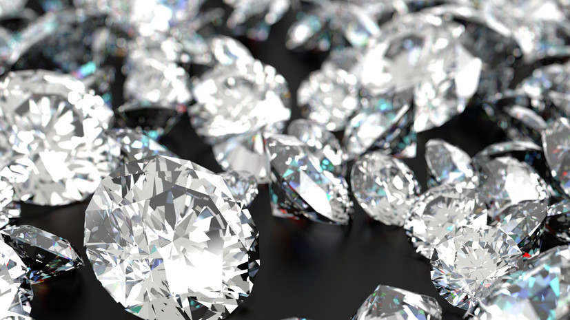 ЕС отложил запрет на импорт ряда изделий с бриллиантами из России