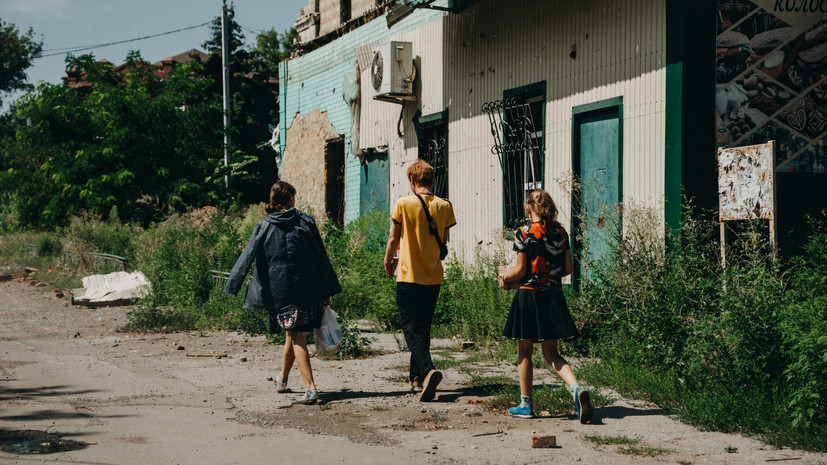 Украинские власти начали принудительную эвакуацию из Торецка