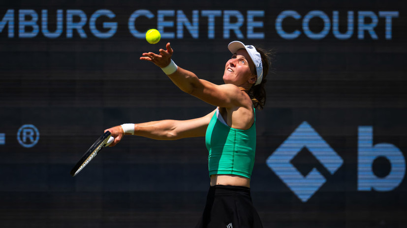 Самсонова проиграла Синяковой в 1/8 финала турнира WTA в Бад-Хомбурге