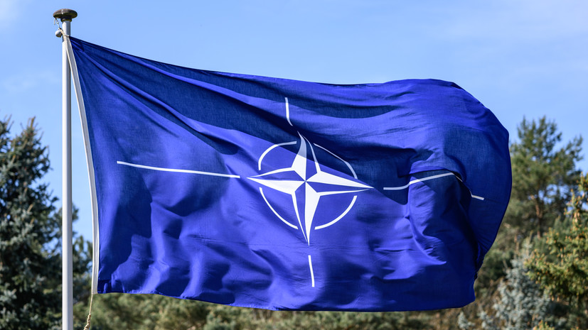 МИД Китая: НАТО следует задуматься о причинах украинского кризиса