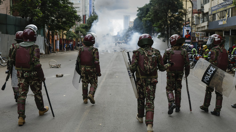 Полиция применила слезоточивый газ для разгона протестующих в Кении