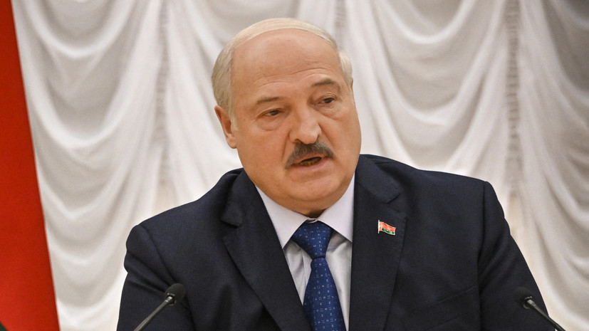 Лукашенко: Белоруссия перекрыла пути вероятного движения противника на границе