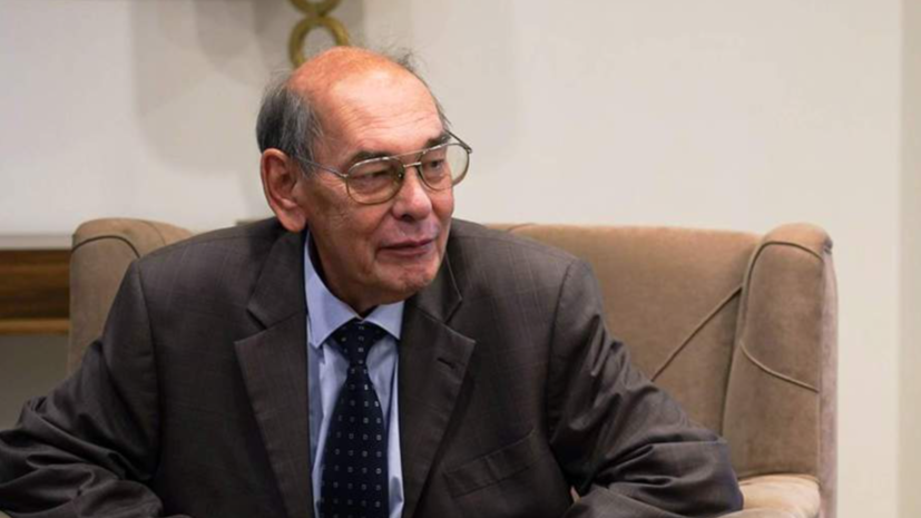 МИД: умер посол России в Алжире Валерьян Шуваев