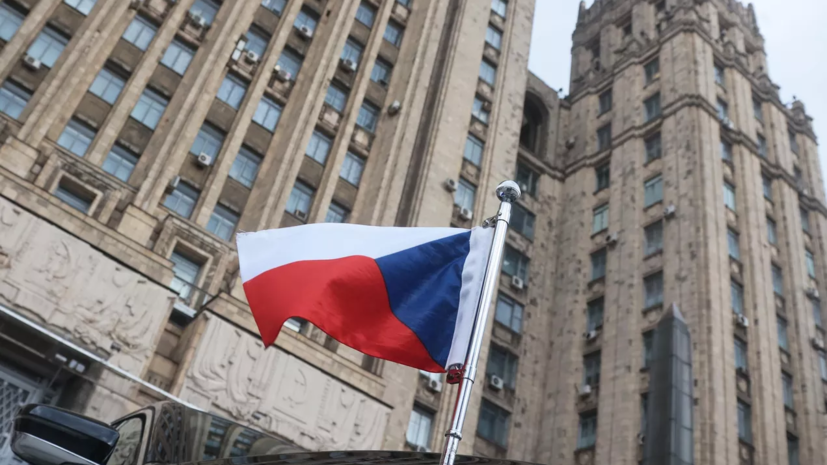 МИД Чехии: россияне не смогут въехать в страну без биометрического паспорта