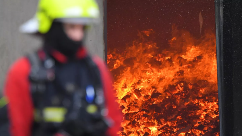 Площадь возгорания в Москве достигла 600 квадратных метров