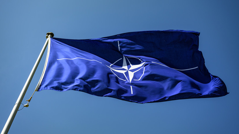 МИД КНР: НАТО создаёт чрезвычайно высокие риски безопасности во всём мире
