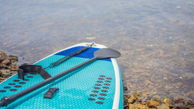 На Кубани туристок на сапбордах унесло в море