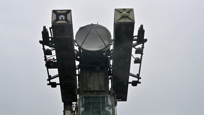 В течение суток в зоне СВО: средства ПВО сбили две ракеты ATACMS и переоборудованную для стрельбы ракету ЗРК С-200