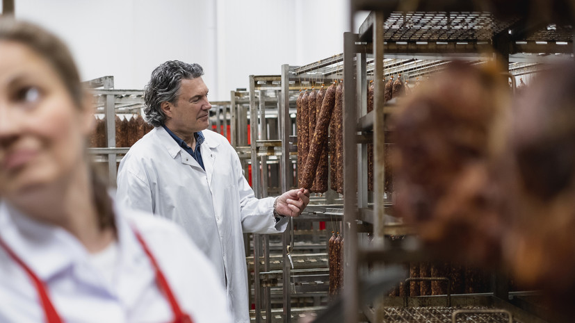 Заводы в Москве выпускают более 278 тысяч тонн колбас в год