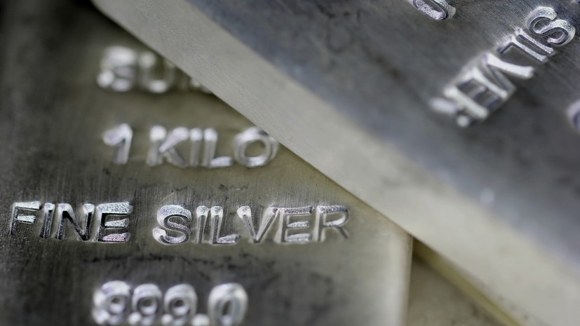 Инвестиционный эксперт Дроздова рассказала об особенностях вложений в серебро
