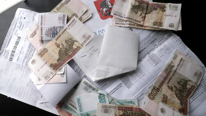 «Известия»: долги по ЖКХ предложили взыскивать через нотариусов