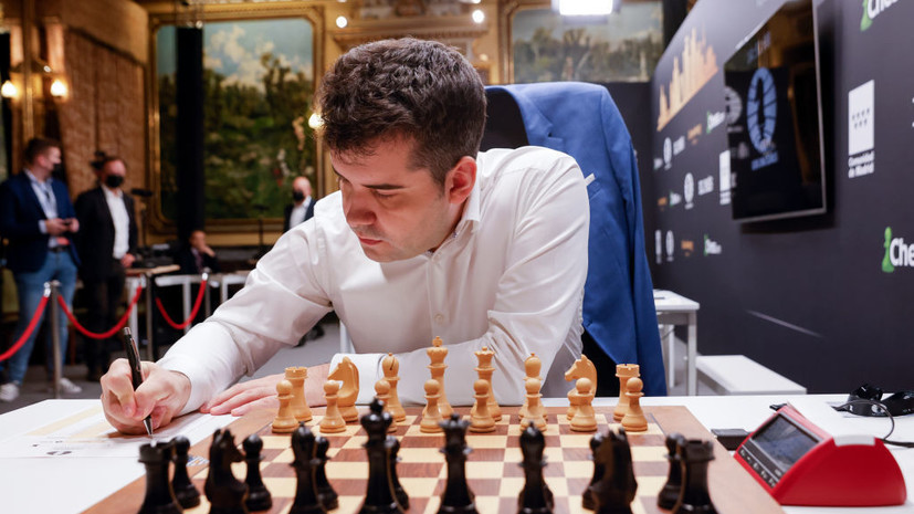 Непомнящий обыграл Карлсена в полуфинале нижней сетки CrunchLabs Masters 2024