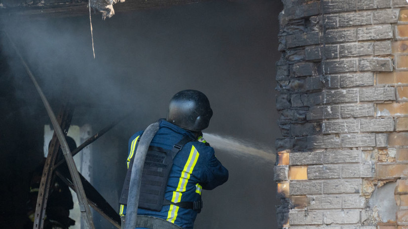 «СТРАНА.ua»: масштабный пожар начался в украинском Николаеве