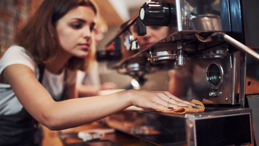 Финансовый эксперт Дайнеко рассказала, как подростку оформить самозанятость