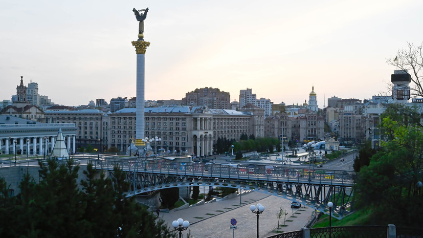 Аналитик: в Киеве «распаковывают переговорный кейс» для заработка очков