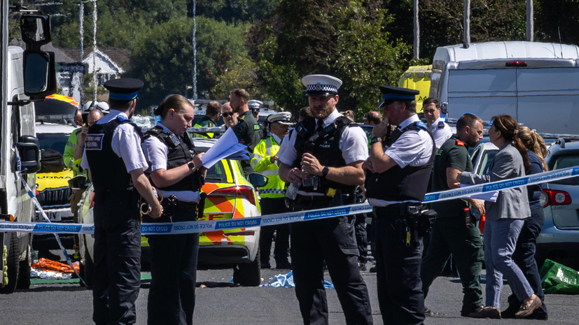 Восемь человек получили ножевые ранения из-за нападения в Великобритании