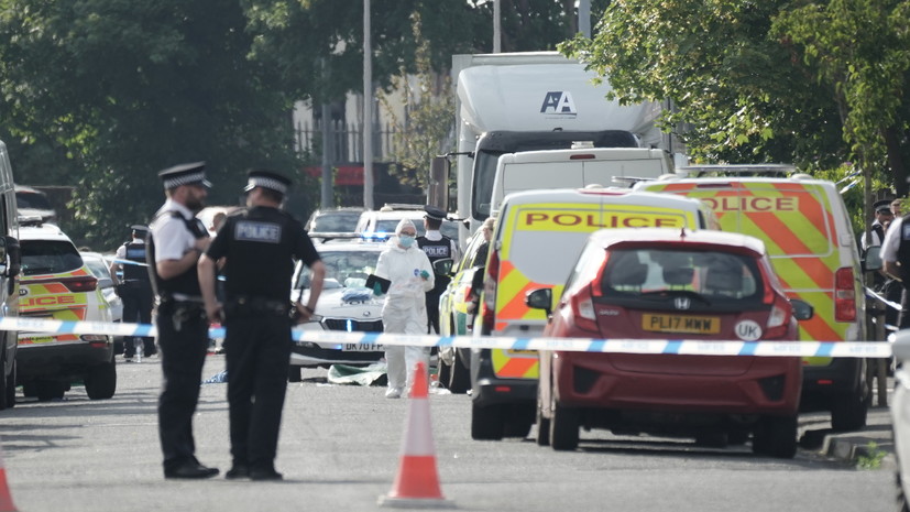 Два ребёнка погибли и девять пострадали при нападении с ножом в Великобритании