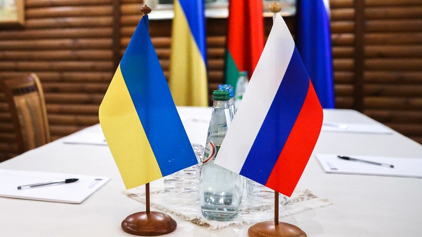 Подоляк: Украина готова к переговорам с Россией на основе международного права