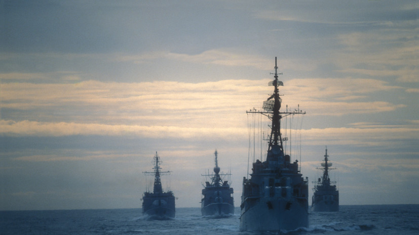 WP: США разместили 12 кораблей в Персидском заливе и Восточном Средиземноморье