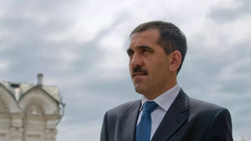 Замминистра обороны России Евкуров наградил отличившихся в зоне СВО военных