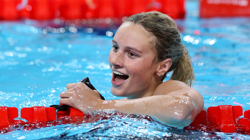 17-летняя канадка Макинтош выиграла второе золото на олимпийском турнире по плаванию