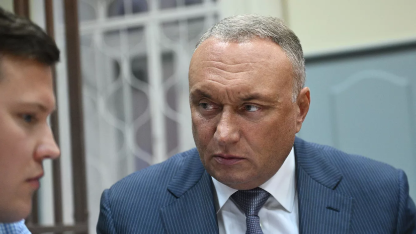 Сенатору Савельеву предъявили обвинение по делу об организации убийства