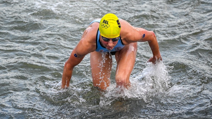 Бельгийская триатлонистка заразилась кишечной палочкой после заплыва в Сене