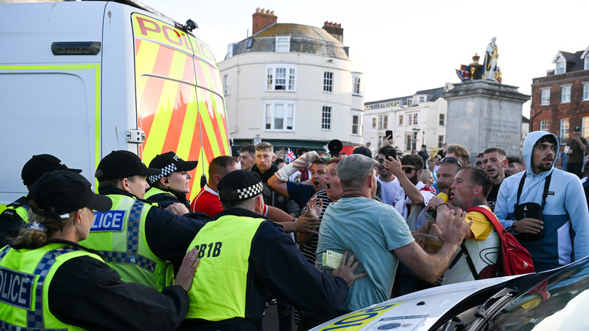 В Великобритании за несколько дней беспорядков задержаны более 420 человек