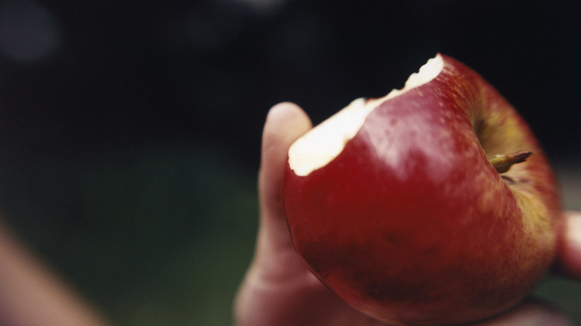 Диетолог Писарева назвала яблоки низкокалорийным продуктом