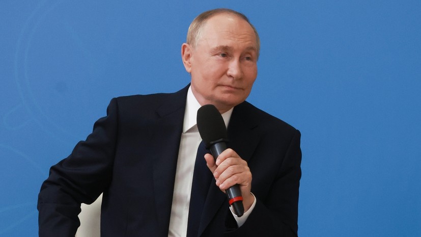 Путин заявил, что спит шесть часов в сутки